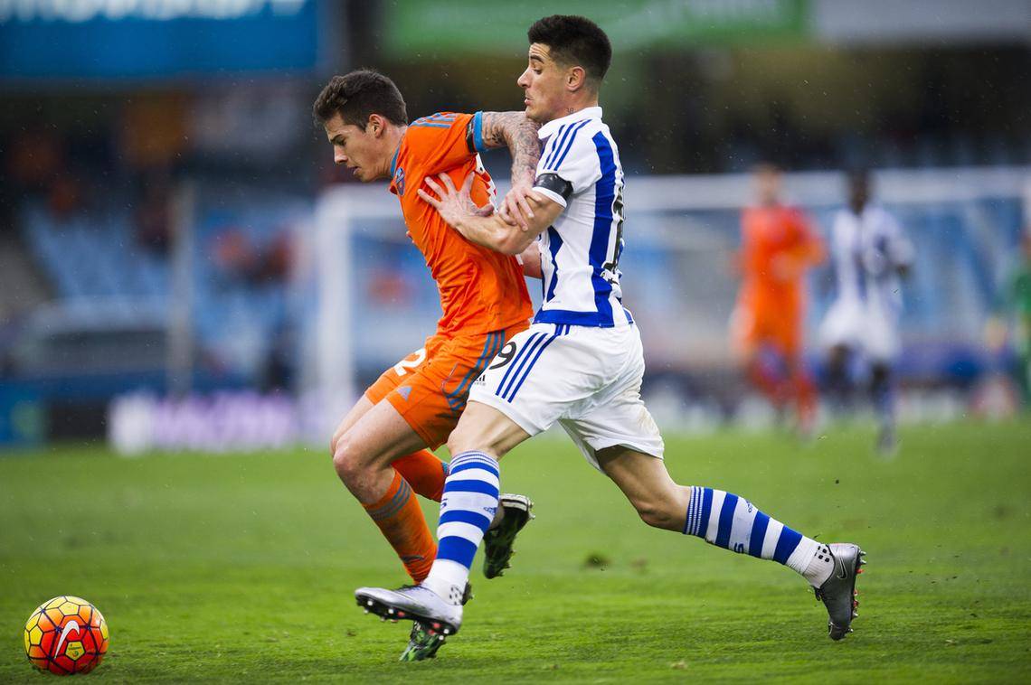 关于赛前葡超焦点战,上海海港防线松动,目标明确,赛季目标并未改变的信息 关于赛前葡超焦点战,上海海港防线松动,目标明确,赛季目标并未改变的信息